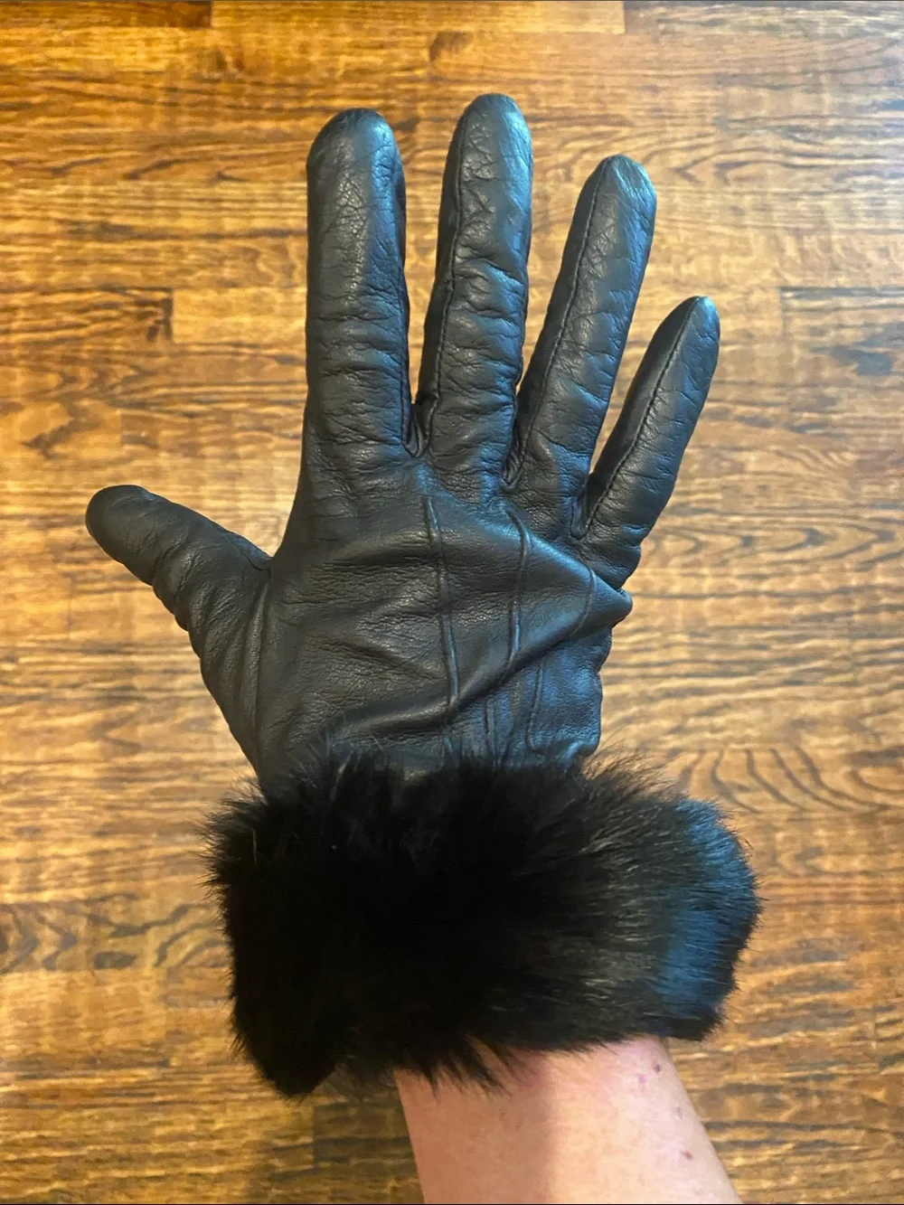 Neiman Marcus Leather & Fur Gloves with Cashmere Lining